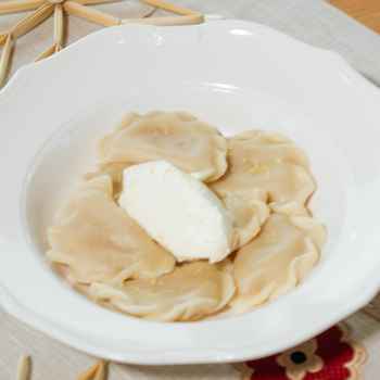 Вареники з яблуками