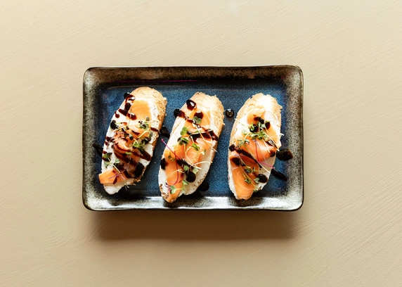 Брускети з лососем 3шт від ROAD (роад, роуд) 