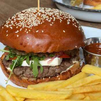 Бургер з козинного м'яса