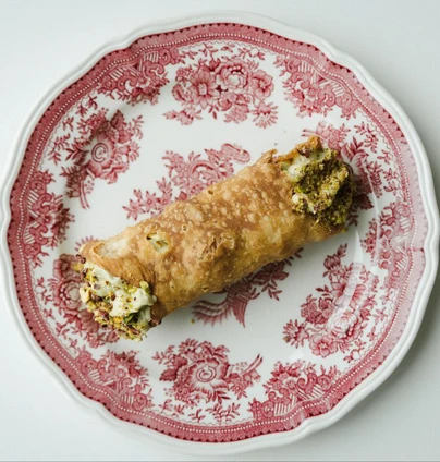 Канолі з фісташковим кремом - ANTICA Eatery 