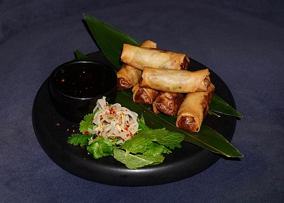 Неми зі свининою та креветкою - Young 