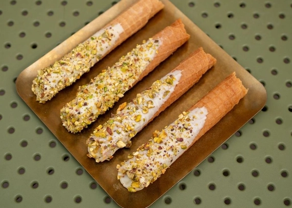 Трубочка фісташкова - DIM Bakery  asdsdsadssdsadasdasddd
