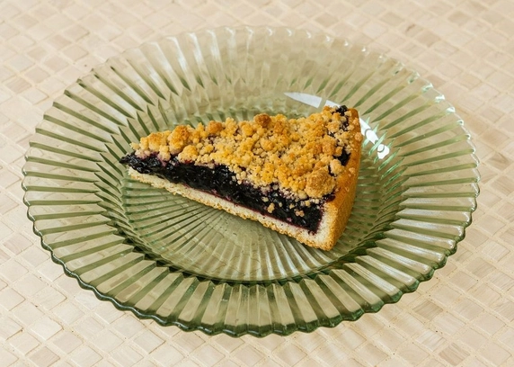 Пиріг чорничний порц. від DIM Bakery 