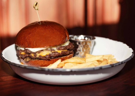 Double Cheese burger 4 сири від NoName 