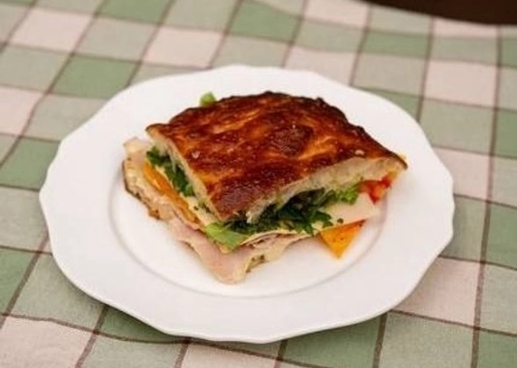 Фокачча з шинкою від DIM Bakery  asdsdsadssdsadasdasddd