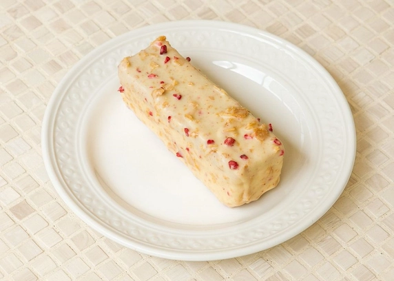 Тістечко малинове від DIM Bakery 