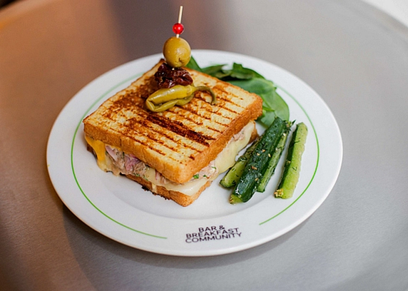 Туна Мелт від B&B Community 