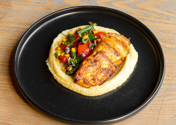 Куряче філе з хосперу з овочами від Файне Місто 