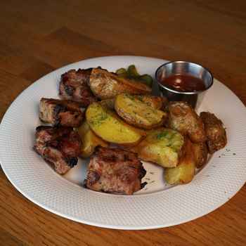 Шашлик курячий з картоплею 