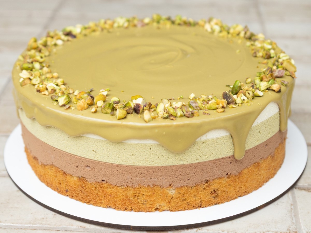 Торт шоколадно фісташковий 1кг