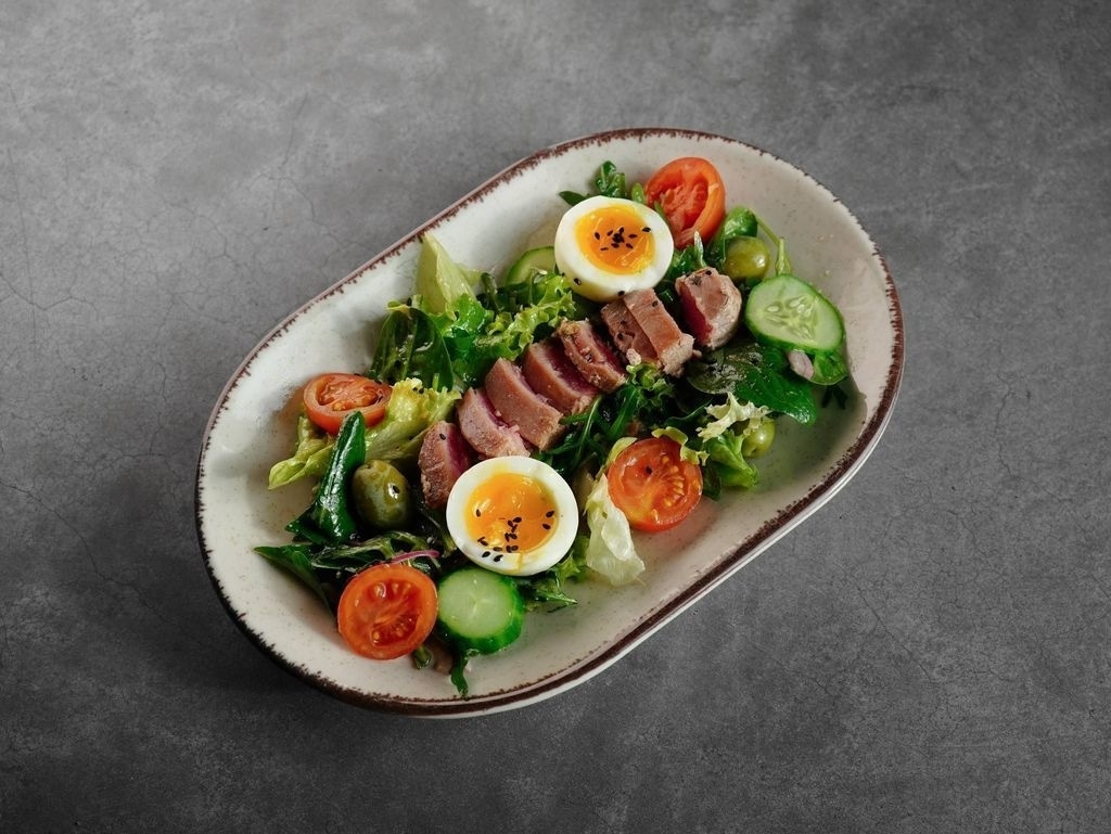 NEW Салат з тунцем