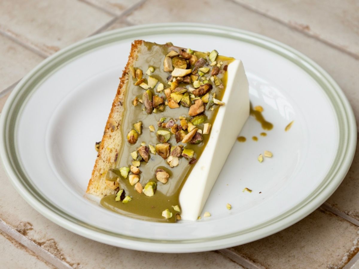 Торт шоколадно-фісташковий порц.