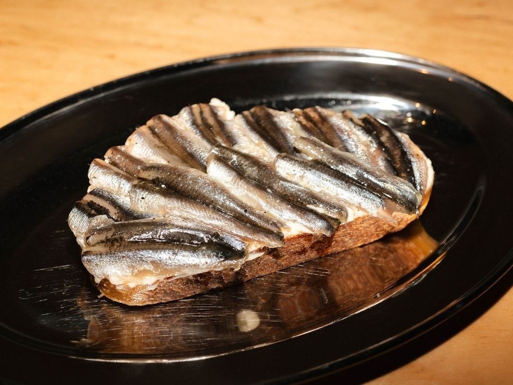 Бутерброд з Чорноморським анчоусом