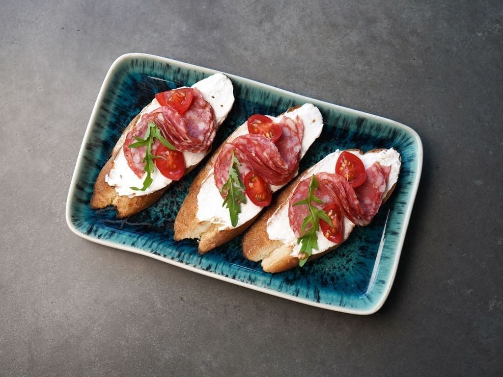 Брускетта з салямі 3шт