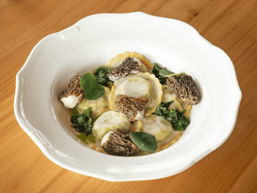 Равіолі з шпинатом та сиром