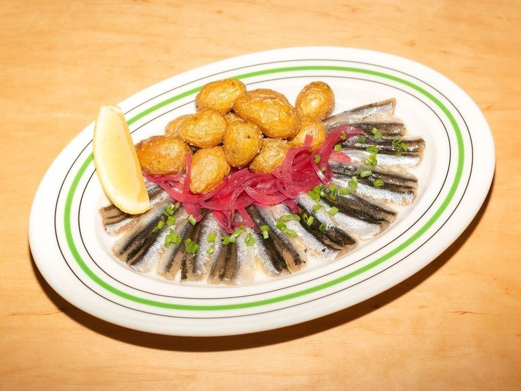 Картопля з чорноморськими анчоусами