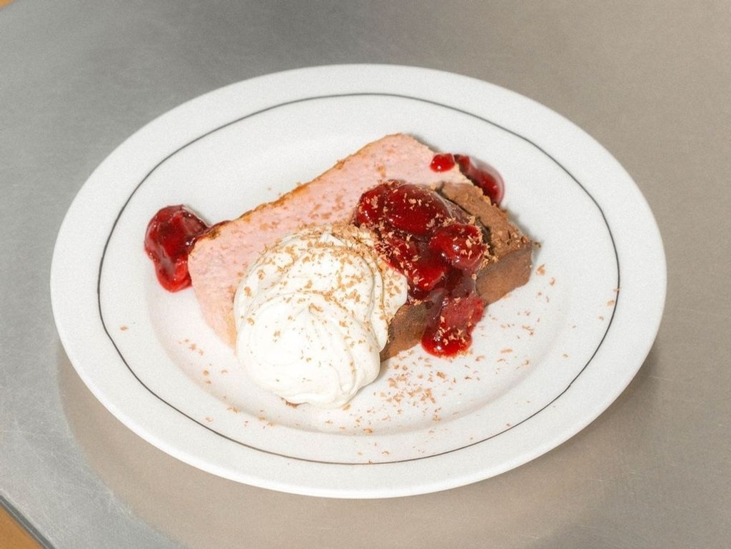 Чізкейк шоколад вишня