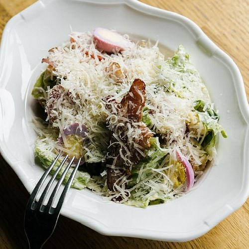 замовити салат цезар