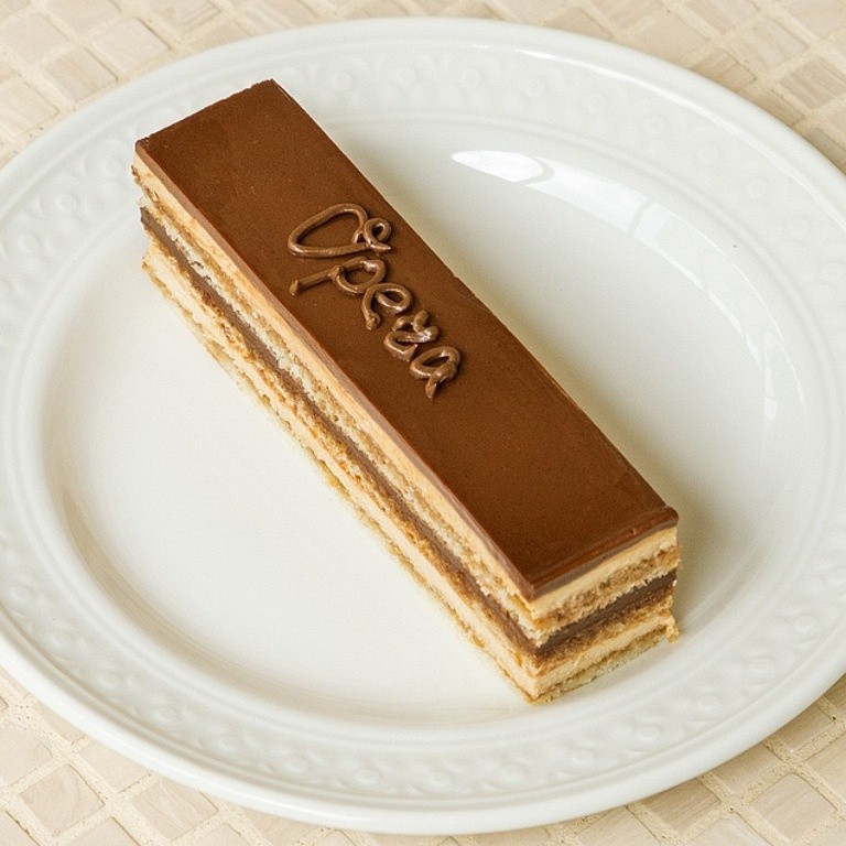 доставка тортів