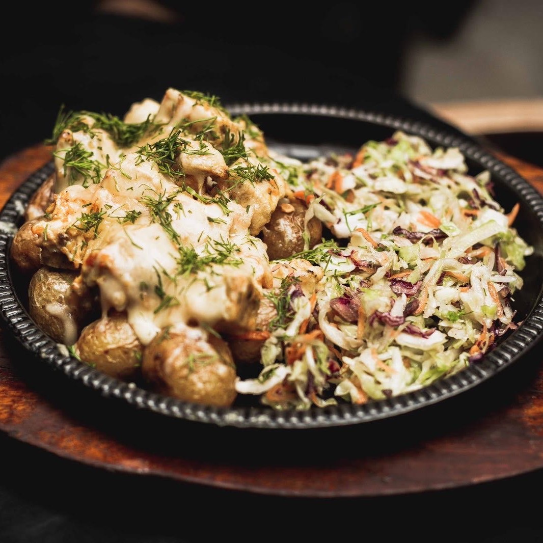 пательня з мясом курки замовити