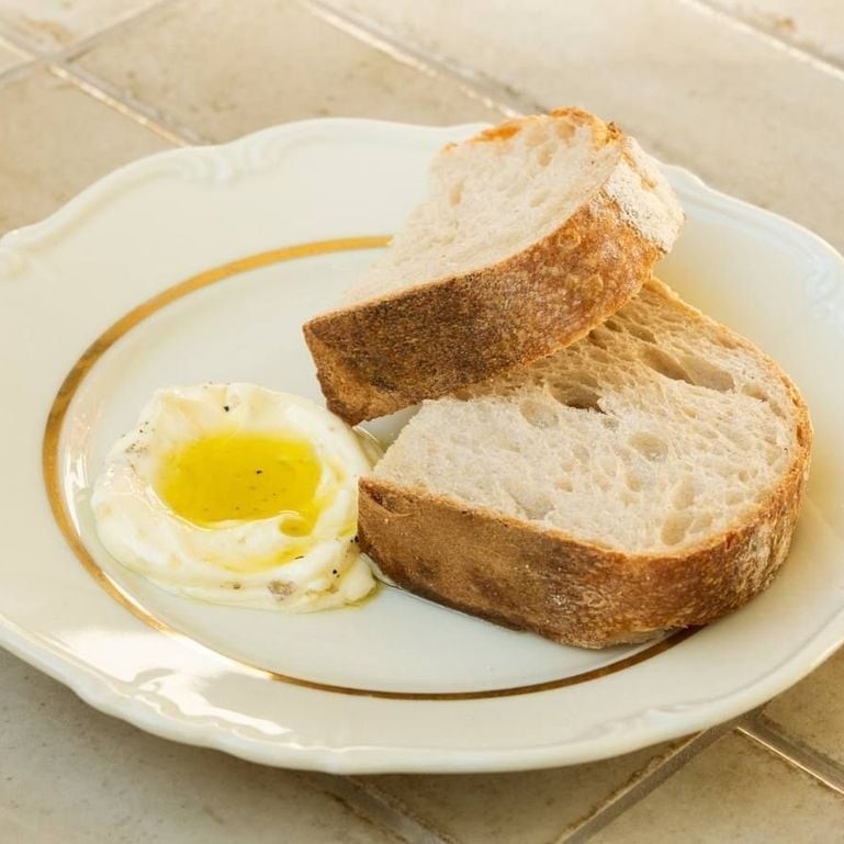 замовити хліб з маслом